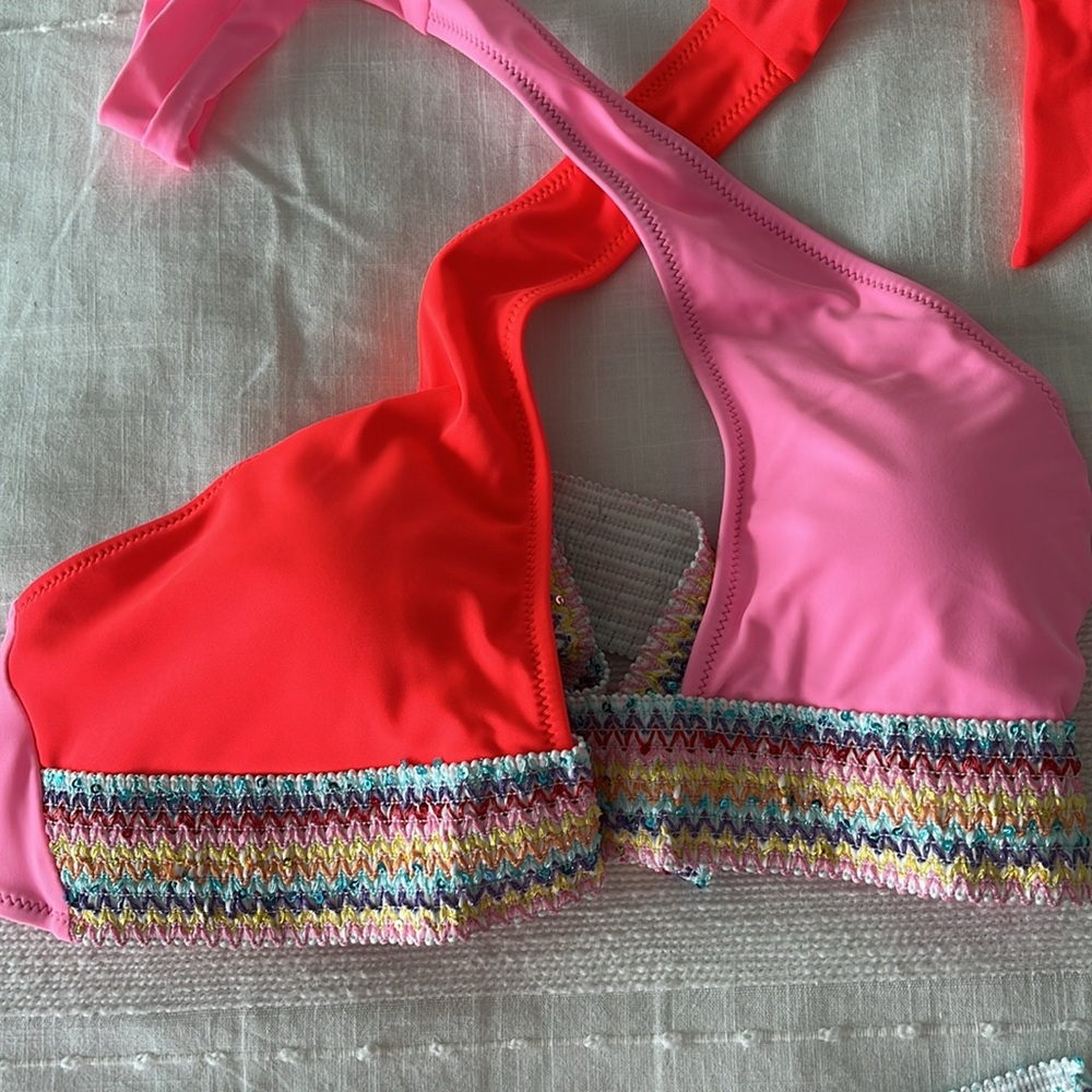 Color Block Cutout Ribbon Bikini Set - Picture 2 of 7